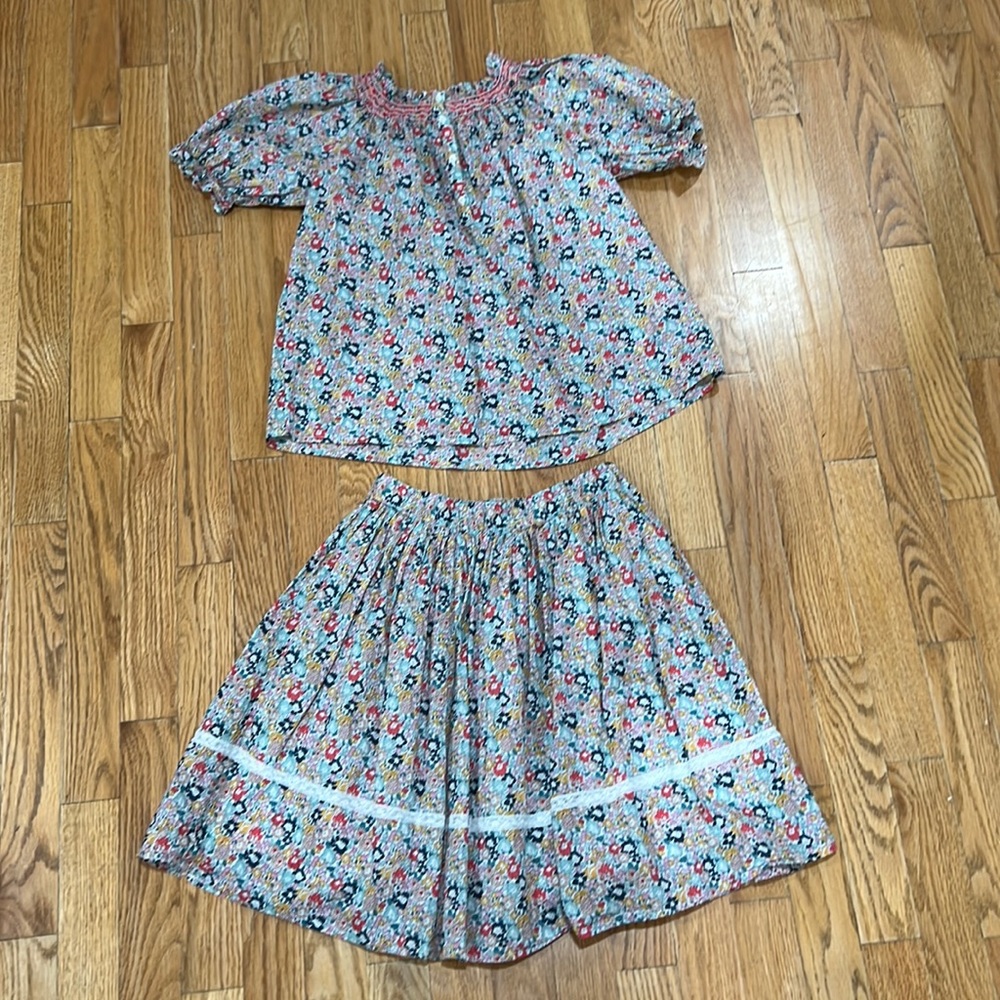Gorgeous girls bonpoint 2 piece outfit!